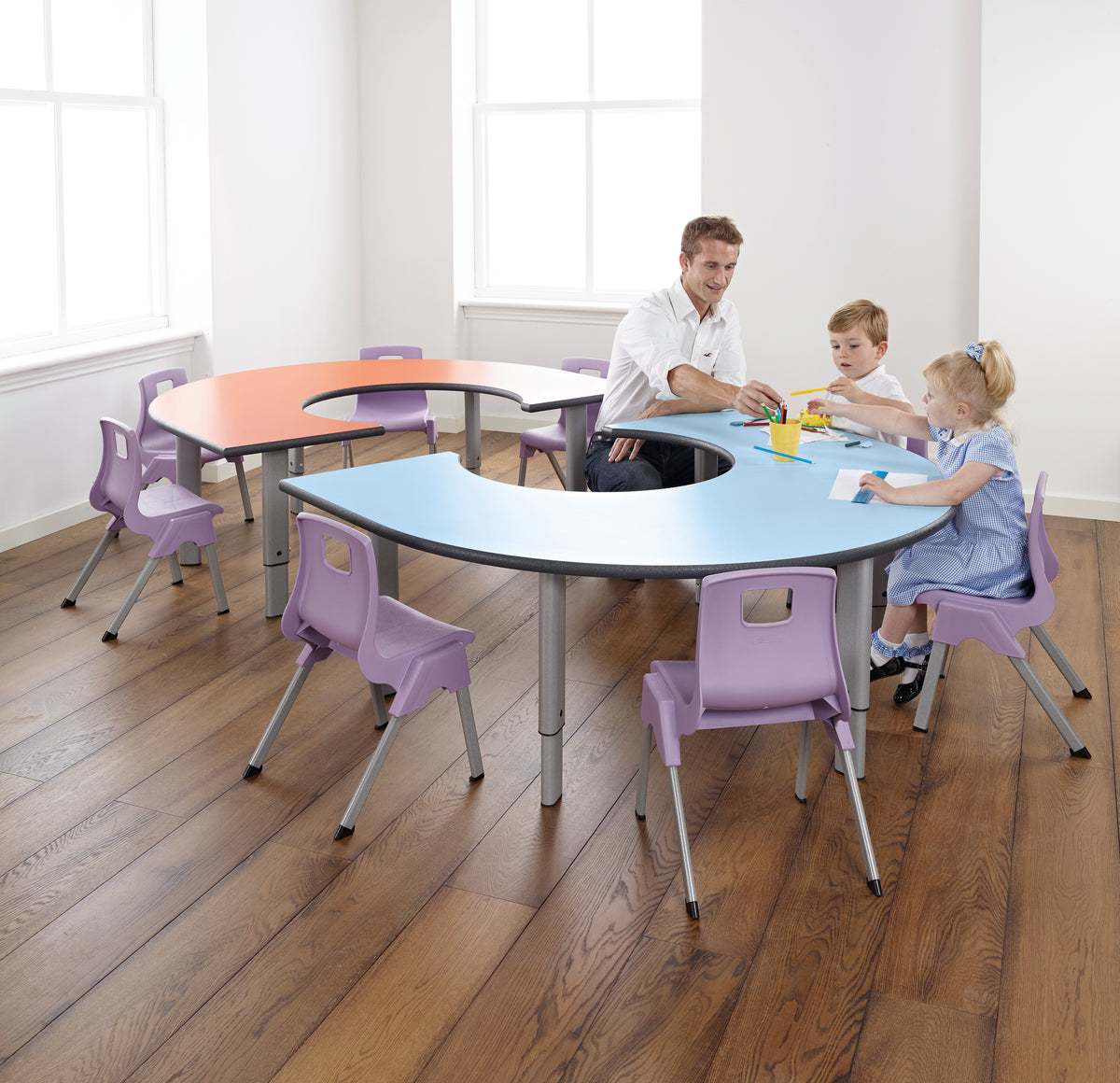 Height Adjustable Rainbow Table
